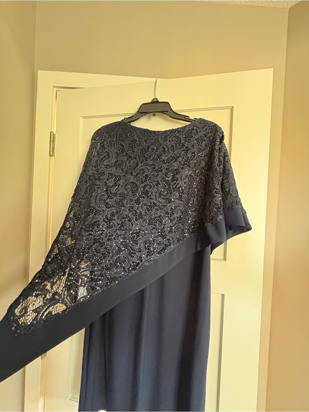 NWT R& M Richards Navy Sequin Lace Capelet Midi Dress from Macy’s Size 14 - Picture 6 of 7